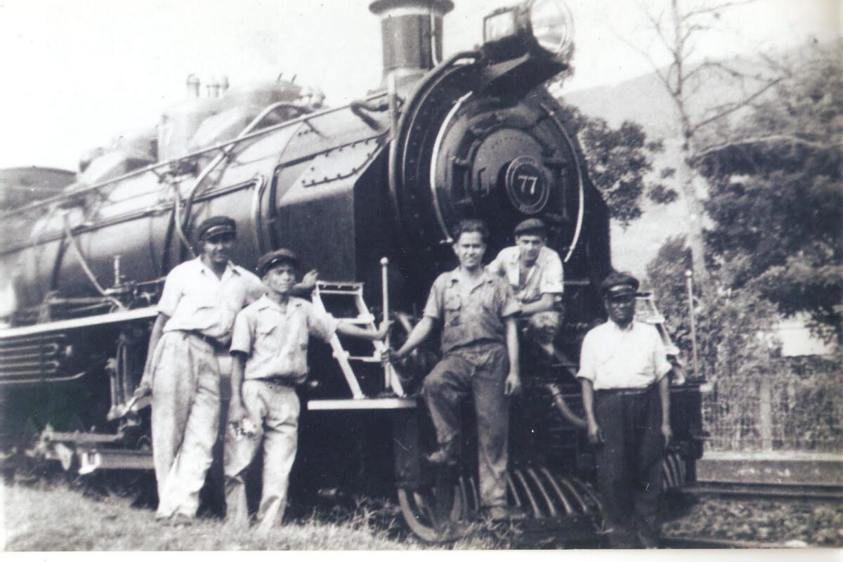 Otra historia sobre “la verraquera” paisa. El ferrocarril de Antioquia. EN LOS GRANDES HITOS DE NUESTRO DESARROLLO, LA MINERÍA SIEMPRE HA ESTADO PRESENTE Otra historia sobre “la verraquera” paisa. El ferrocarril de Antioquia. EN LOS GRANDES HITOS DE NUESTRO DESARROLLO, LA MINERÍA SIEMPRE HA ESTADO PRESENTE
