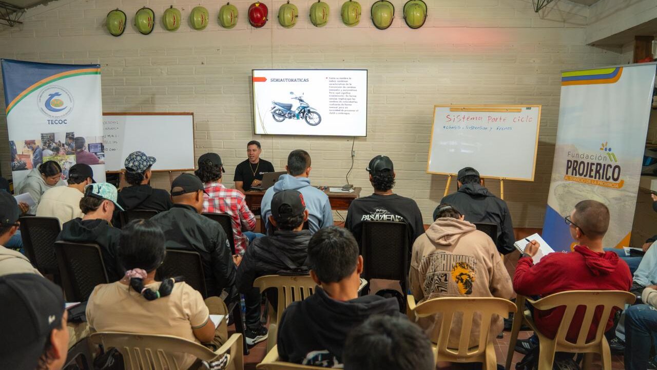 MÁS DE 30 PERSONAS INICIARON EL DIPLOMADO EN MECÁNICA DE MOTOS EN JERICÓ